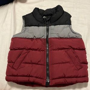 Old Navy, toddler boy zip puffer jacket/vest. 12-18 months.